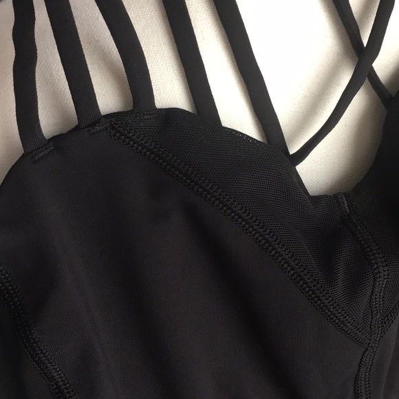 Lululemon Exquisite Tank built in bra black - Picture 13 of 16